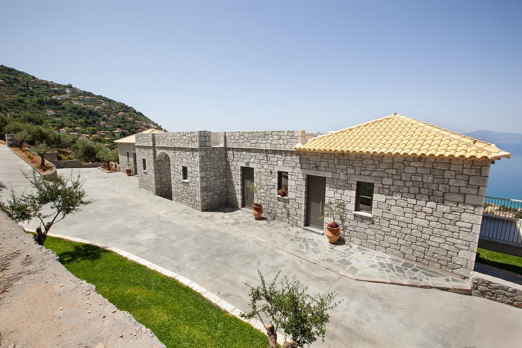 Appartement Petra Thea à Kalamata Extérieur photo