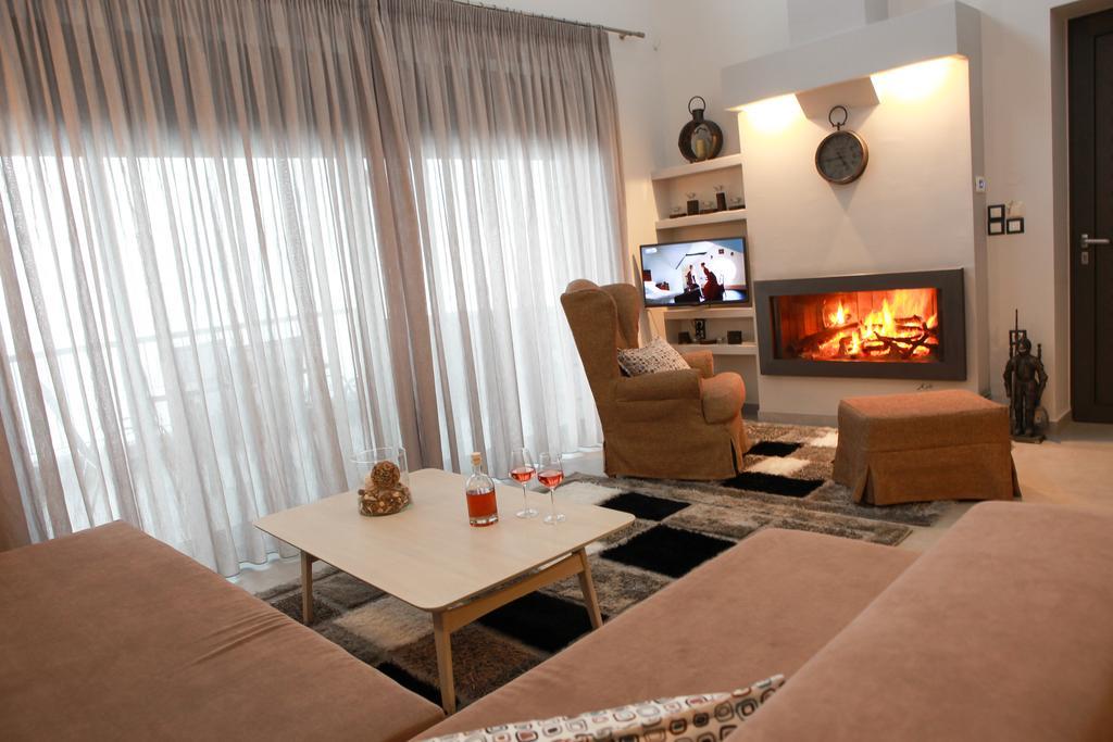 Appartement Petra Thea à Kalamata Extérieur photo