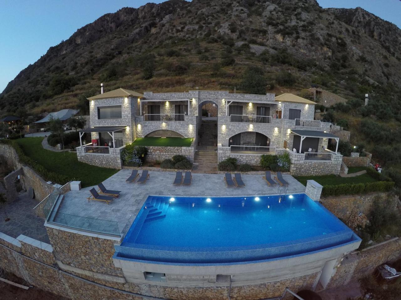 Appartement Petra Thea à Kalamata Extérieur photo